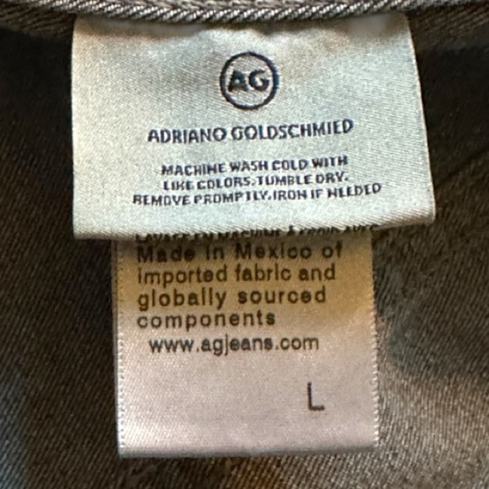 💥HP💥 EUC AG Jeans Robyn Denim Jacket. Size Large - Picture 13 of 15